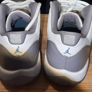Jordan Low-Top Sneakers in White, Gray and Light Blue